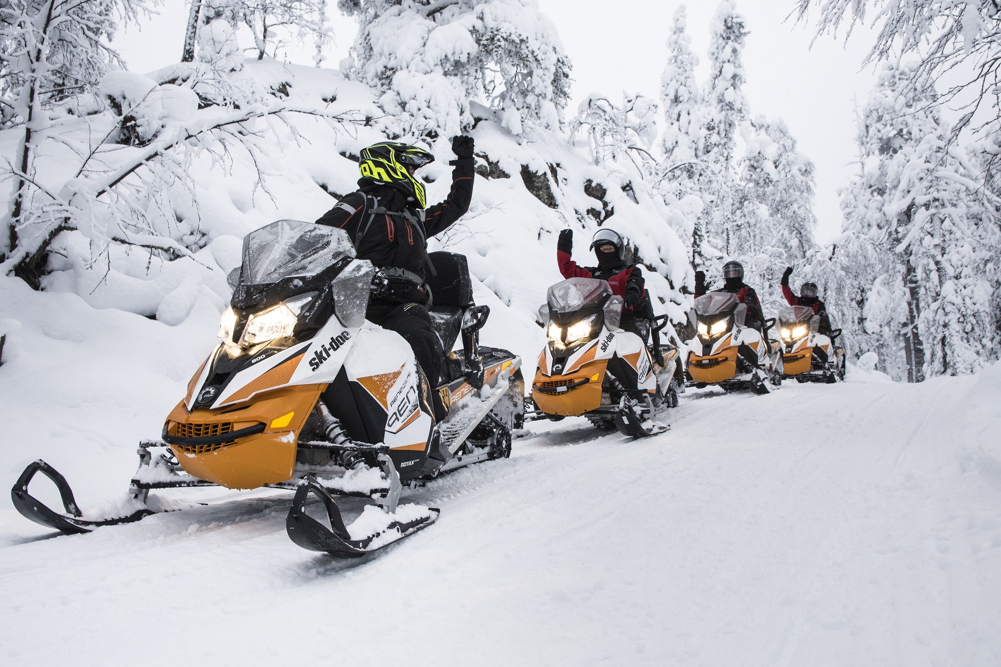 Snowmobiling Ruka Safaris